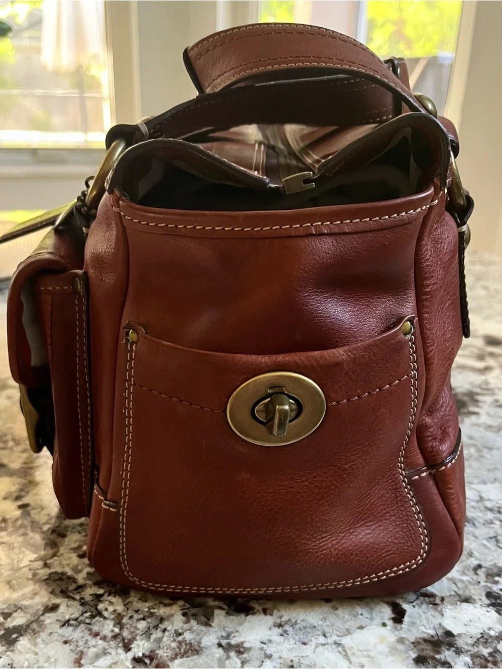 Coach Legacy Mandy satchel leather with brass hardware. Pre-Owned condition-Good - Picture 13 of 16